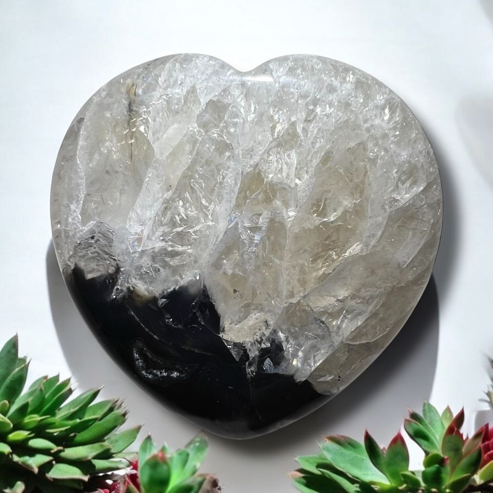 Black Agate Heart Carving